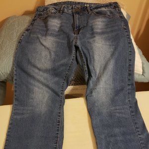 2 PAIR IZOD 36x30 COMFORT STRETCH JEANS